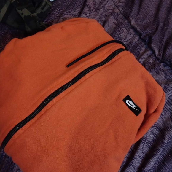Nike sweater size small - Picture 3 of 4
